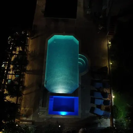 Milicevic בית הארחה *