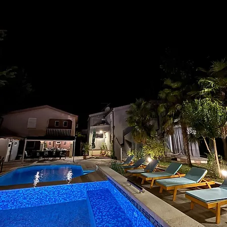 בית הארחה Milicevic ליובוסקי